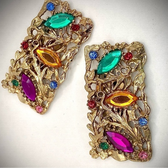 Vintage MUSI Multicolor Rhinestone Verdant Gold Tone Rectangular Shoe Clips - Picture 1 of 6